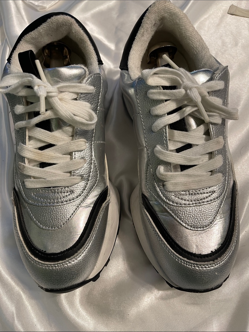 No Boundaries Silver and Black Athletic Sneakers